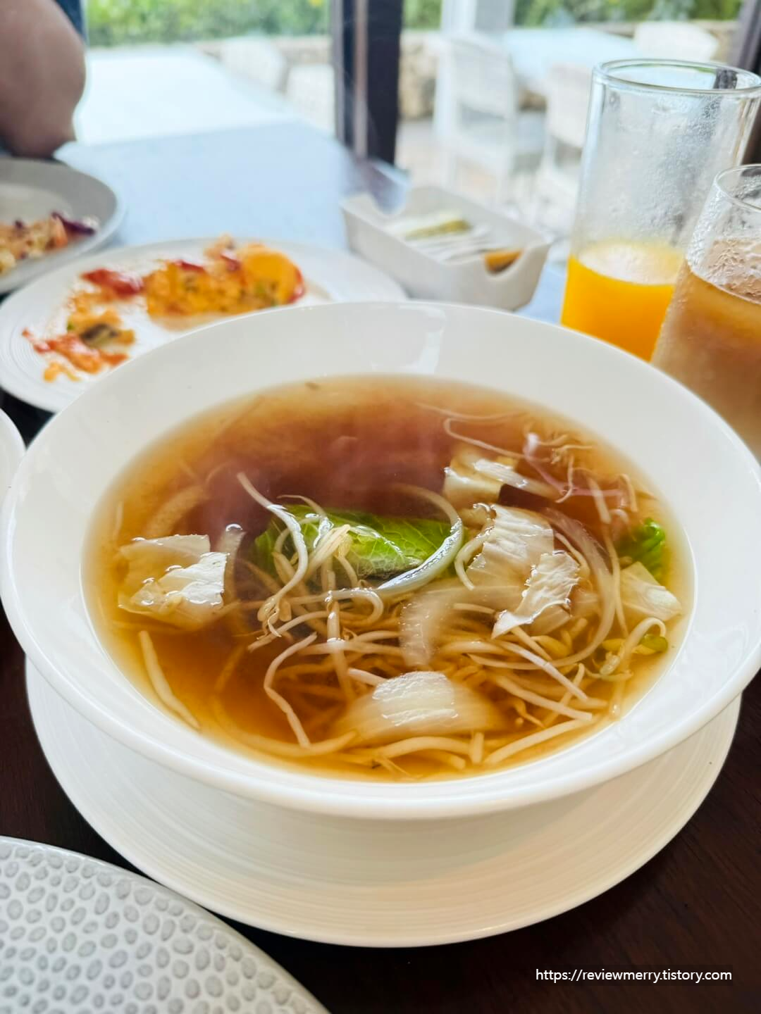 만들어준 쌀국수