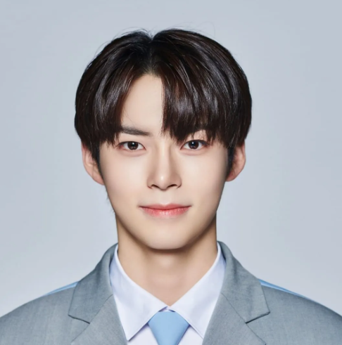 제로베이스원 성한빈 사진