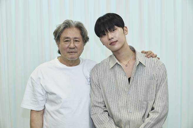 최민식 최현욱