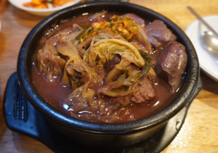 창성옥 소뼈 선지 해장국