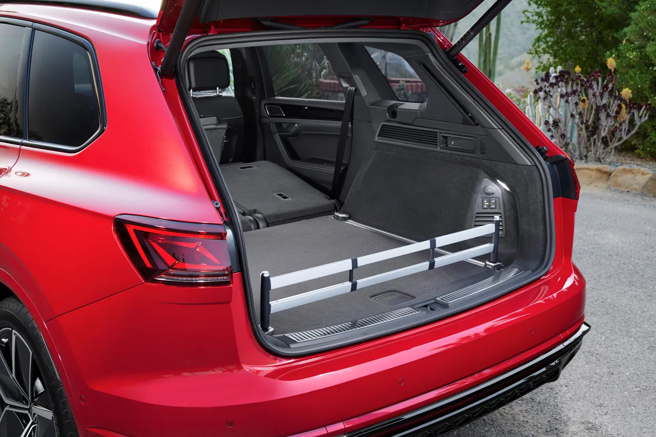 폭스바겐 투아렉 이미지