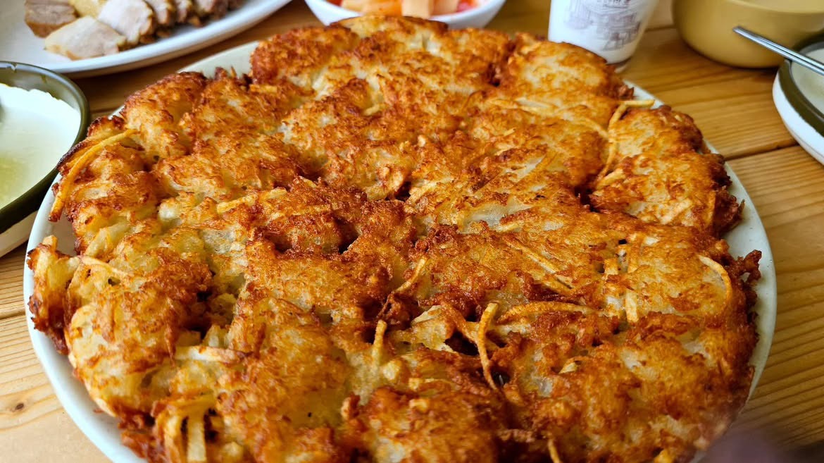 [오늘N] 4월 29일 맛집 정보: 홍천 메밀 막국수 할매식당 &amp; 부산 해안시장 꼼장어 위치 연락처 관련사진