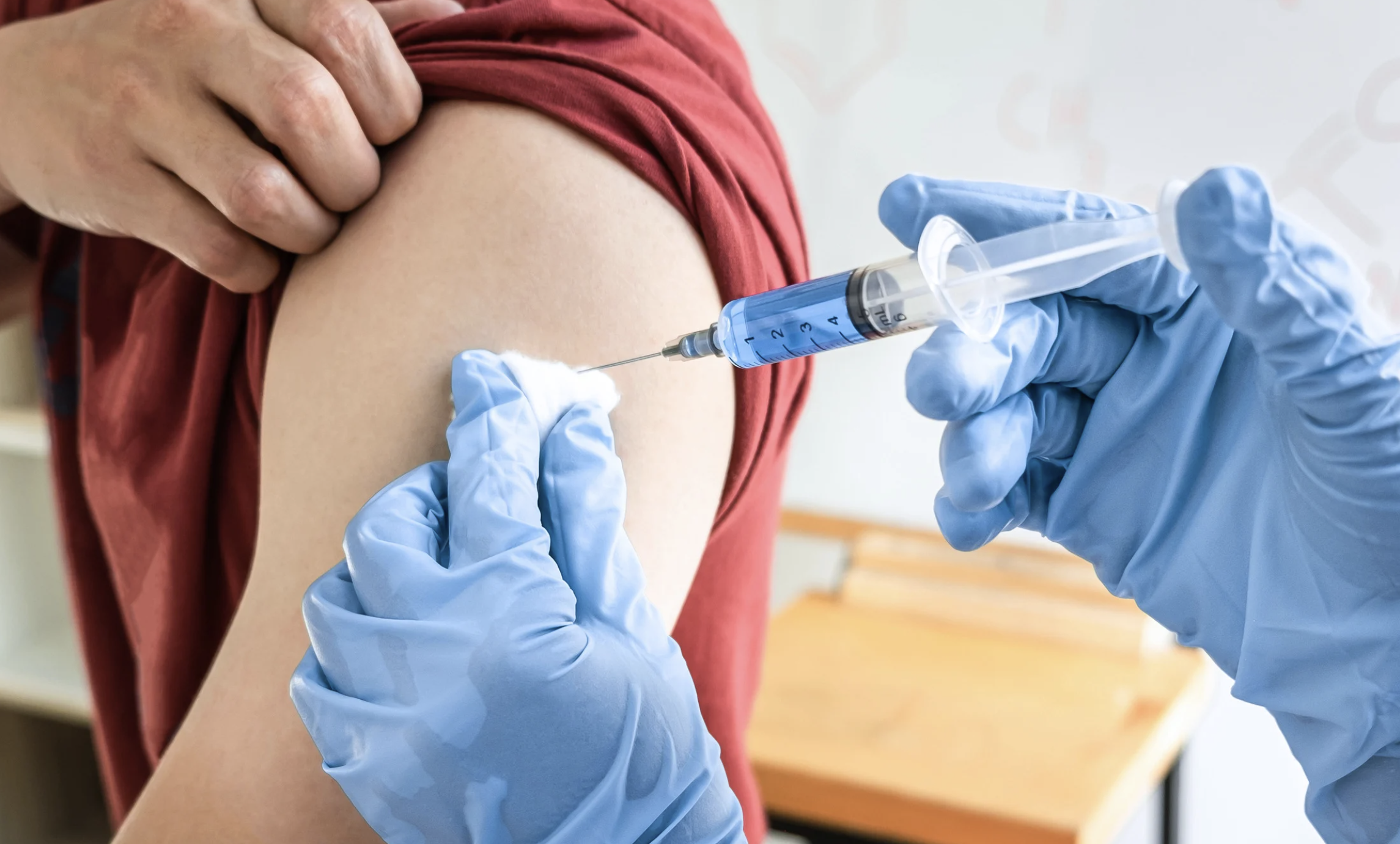 예방접종받고 있는 이미지