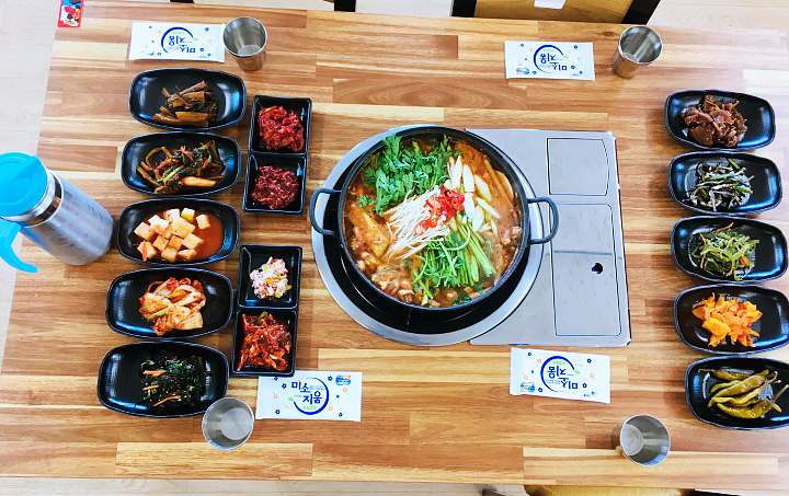 6시내고향 전남 신안 임자도 민어매운탕 깡다리탕 계절 생선 가정식 백반 민어 요리 맛집 오늘 방송 추천