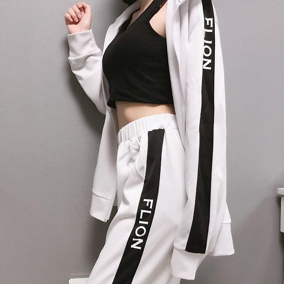 여성스러우면서도 귀여운 여자패션