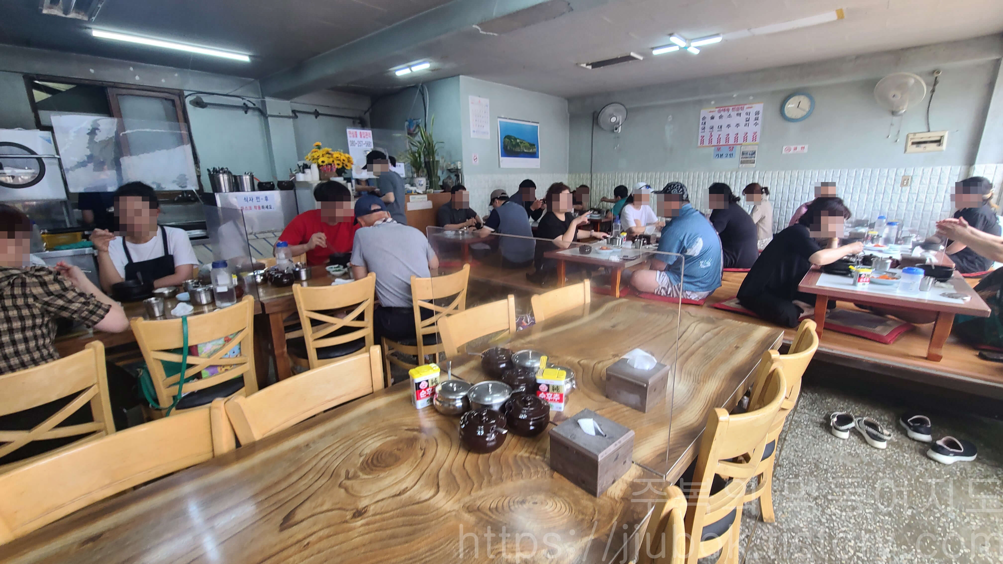 고을순대국-내부-분위기