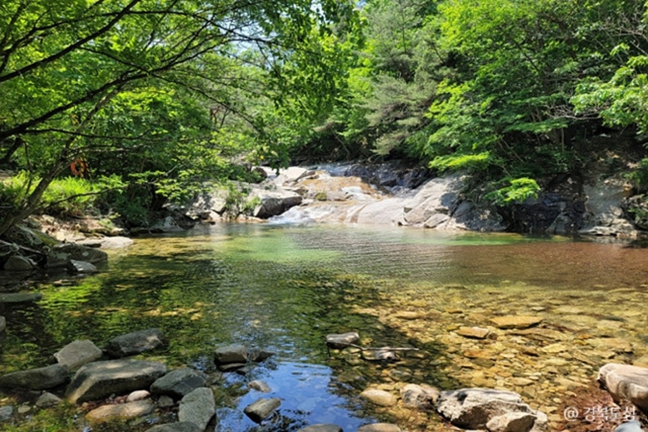 대야산 용추계곡