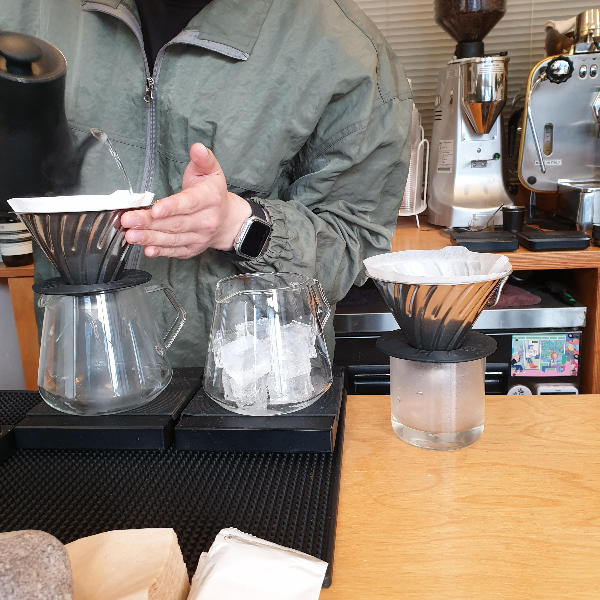 문래동 카페 패스드(Passed): 스페셜티 커피 & 로스터리 카페_추출