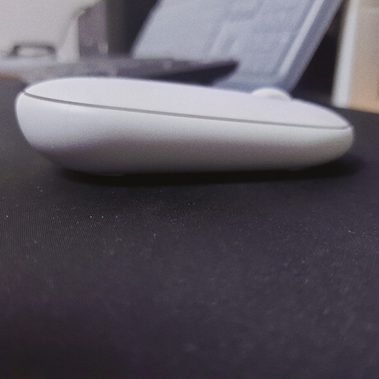 로지텍 페블(Pebble) 슬림 외형2