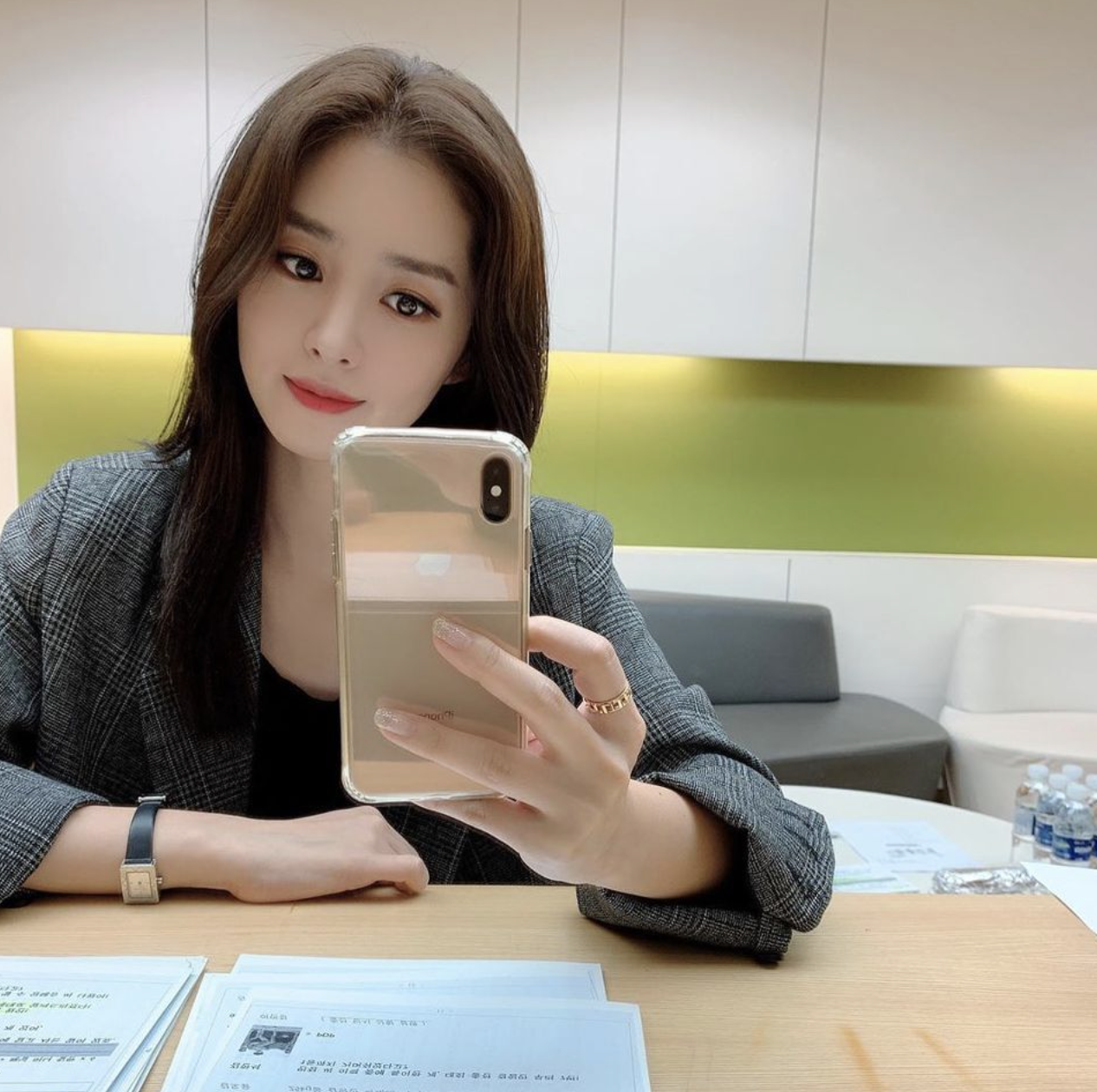 박연경 핸드폰 셀카