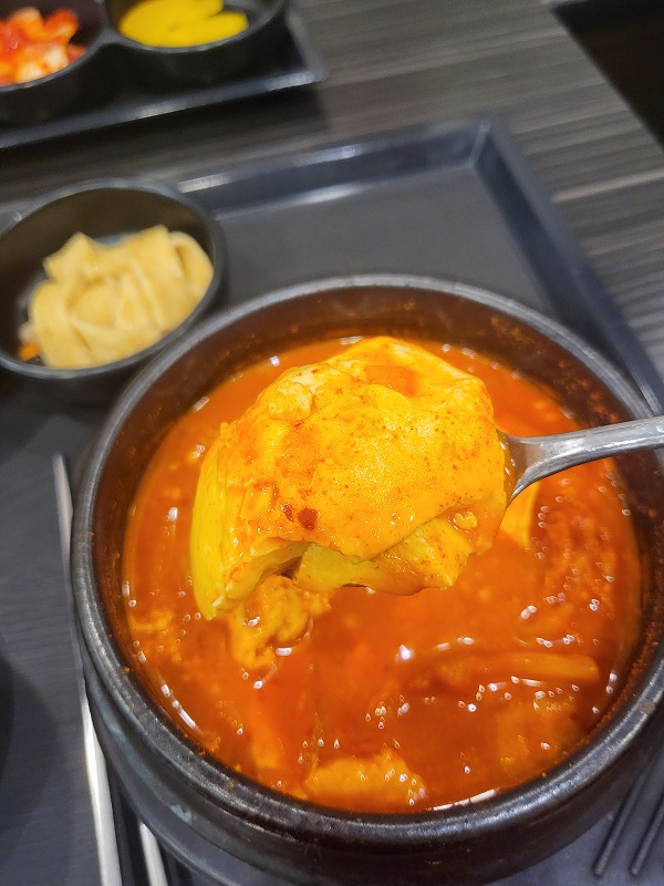 북촌순두부&amp;쭈꾸미 이마트 광교점 김치순두부 가마솥밥