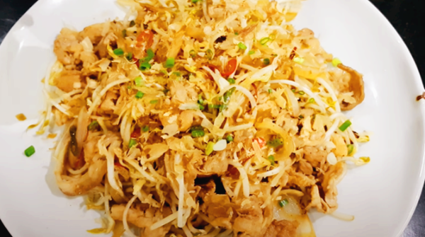 대패삼겹살 숙주볶음