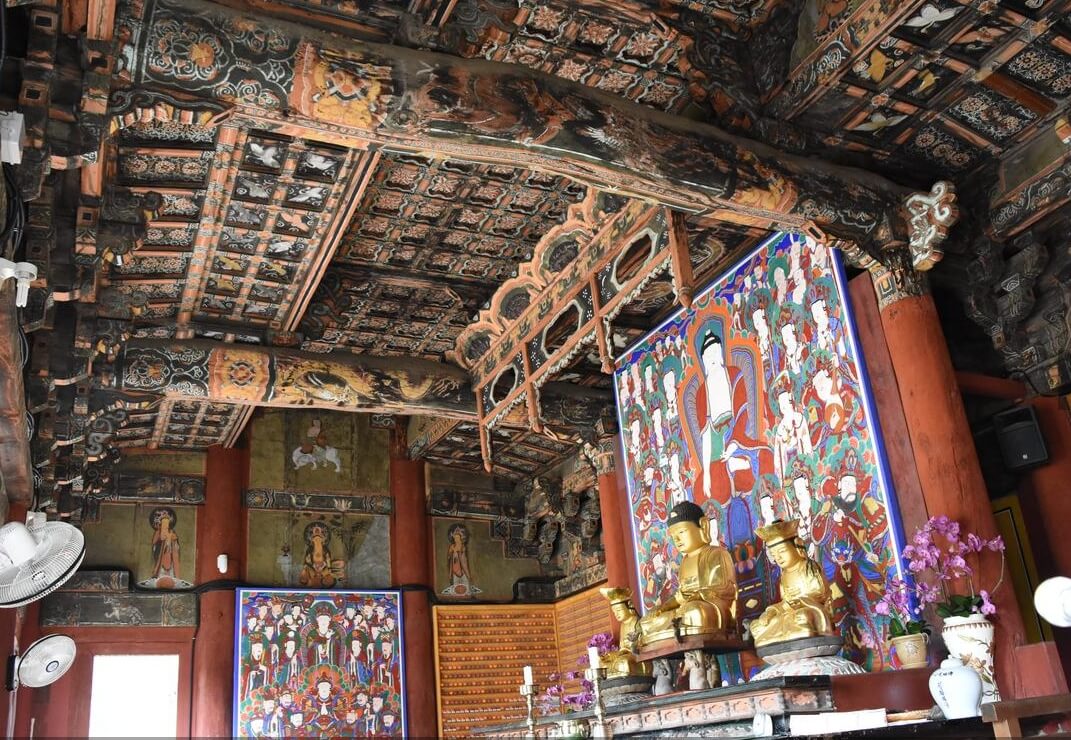 청송 대전사 : 주왕산 천혜의 자연 속 천년 고찰 기암괴석 아래 피어난 천년 고찰의 미학