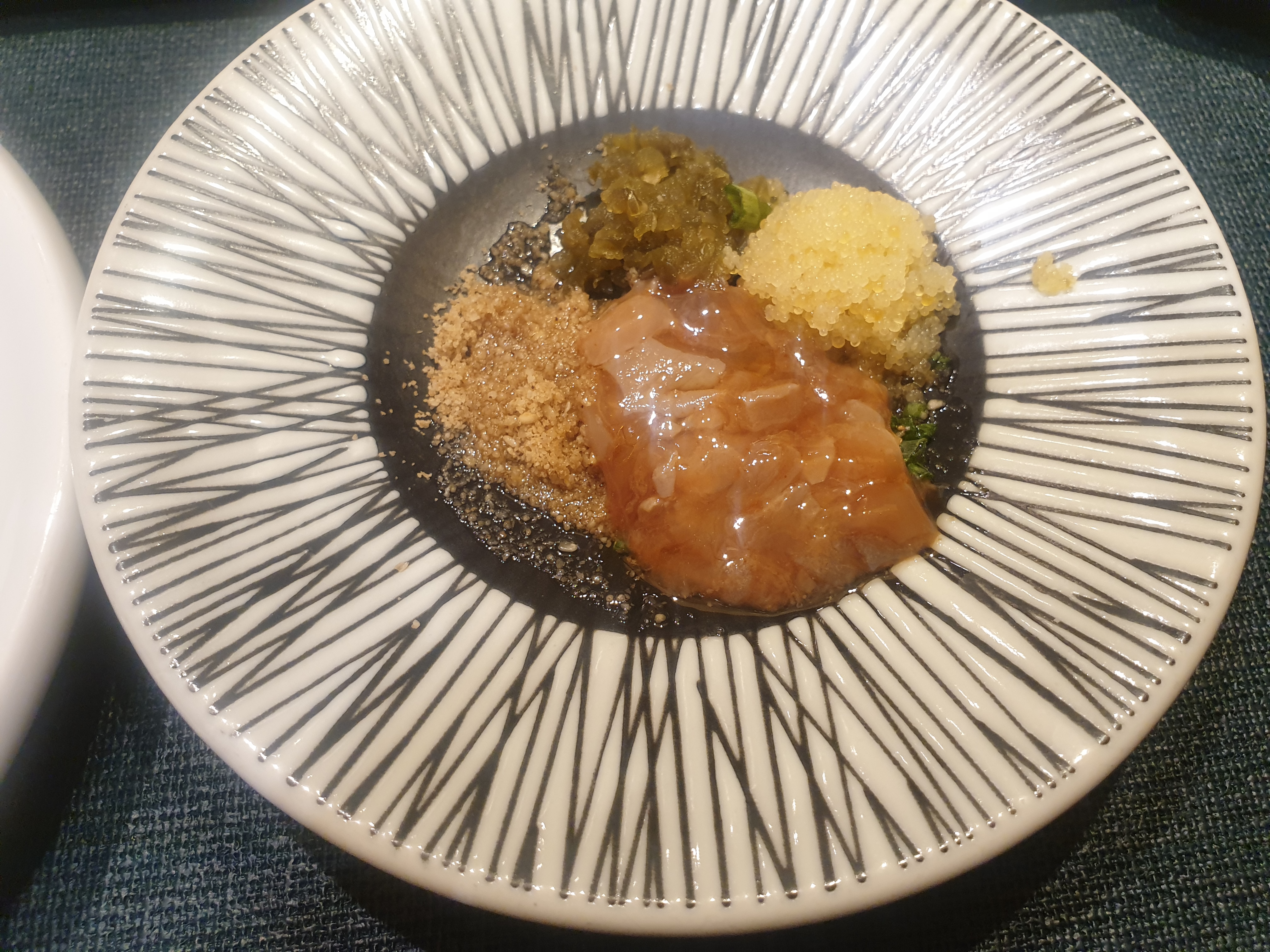 회를 찍어 먹는 주방장 양념장