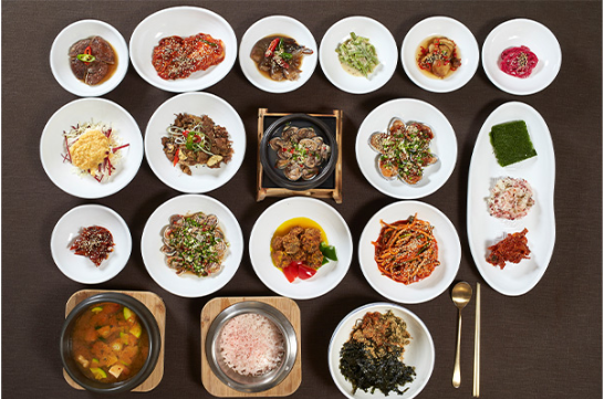 꼬막정식, 밥, 나물, 국 반찬