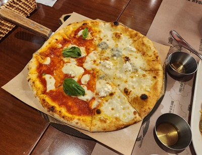 더플레이스잠실점반반피자