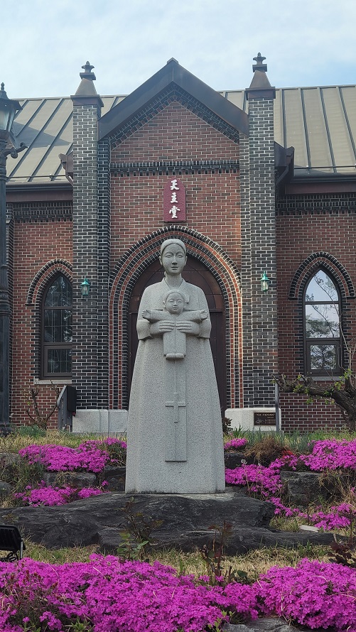 성모동산 성모자상 사진