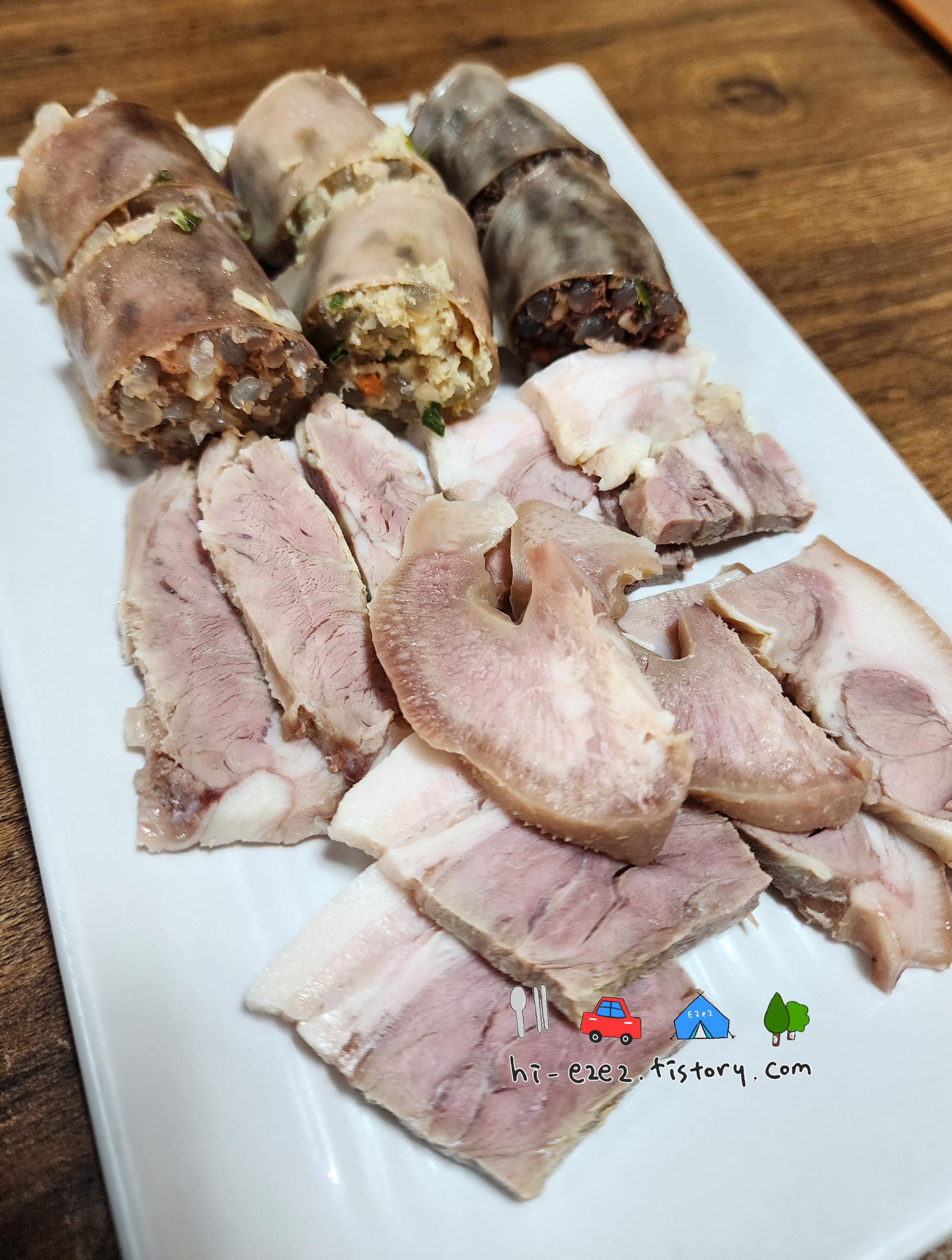 김제 조영만 벌떡순대국 3종 순대