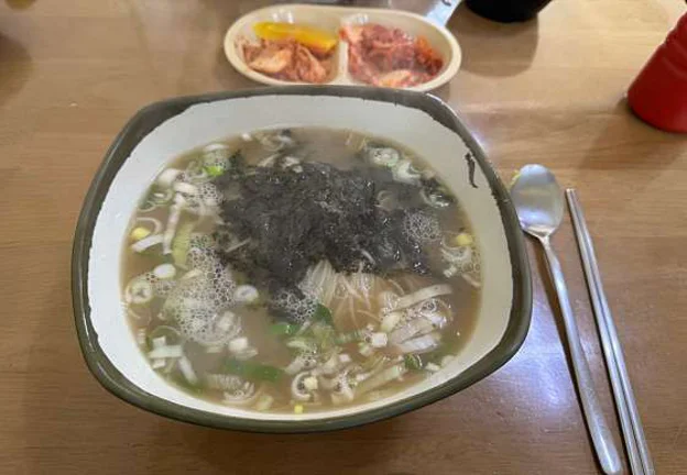 용대네국수
