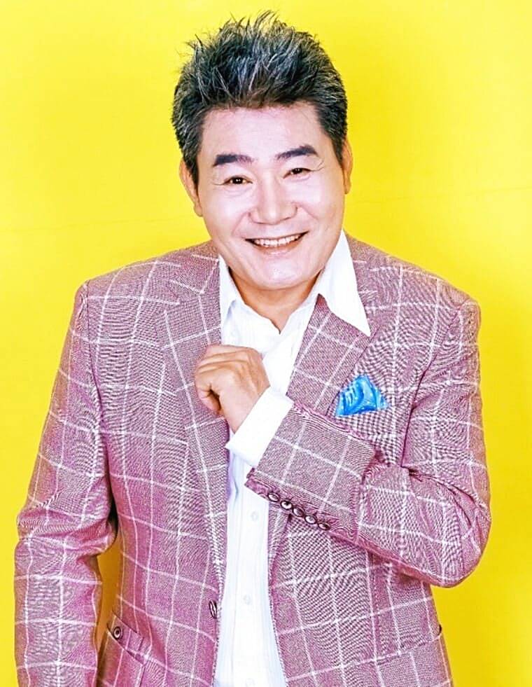 가수-진성