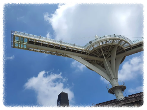 해발 1,458m, 대한민국에서 가장 높은 곳에 위치한 스카이워크