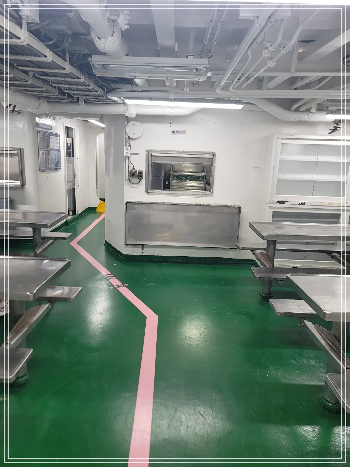 마산함-사병식당-내부