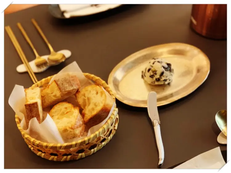 전지적-참견시점-서울-강남-전참시-서리태-마스카포네-치즈