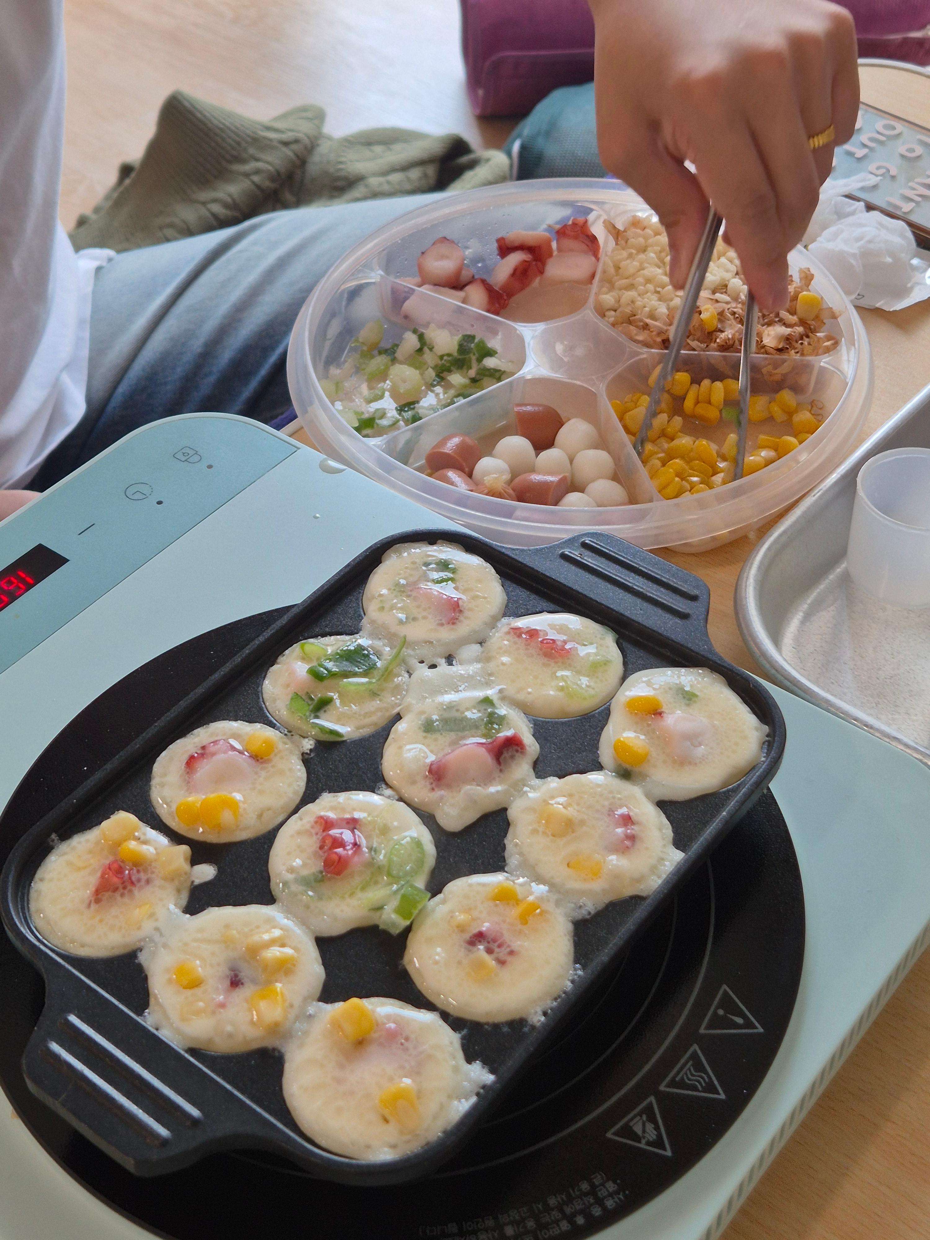 도란도란 2호점, 홍대 코타츠카페에서 즐기는 이색 타코야키 체험