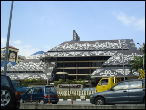 말레이시아 국립도서관 입니다