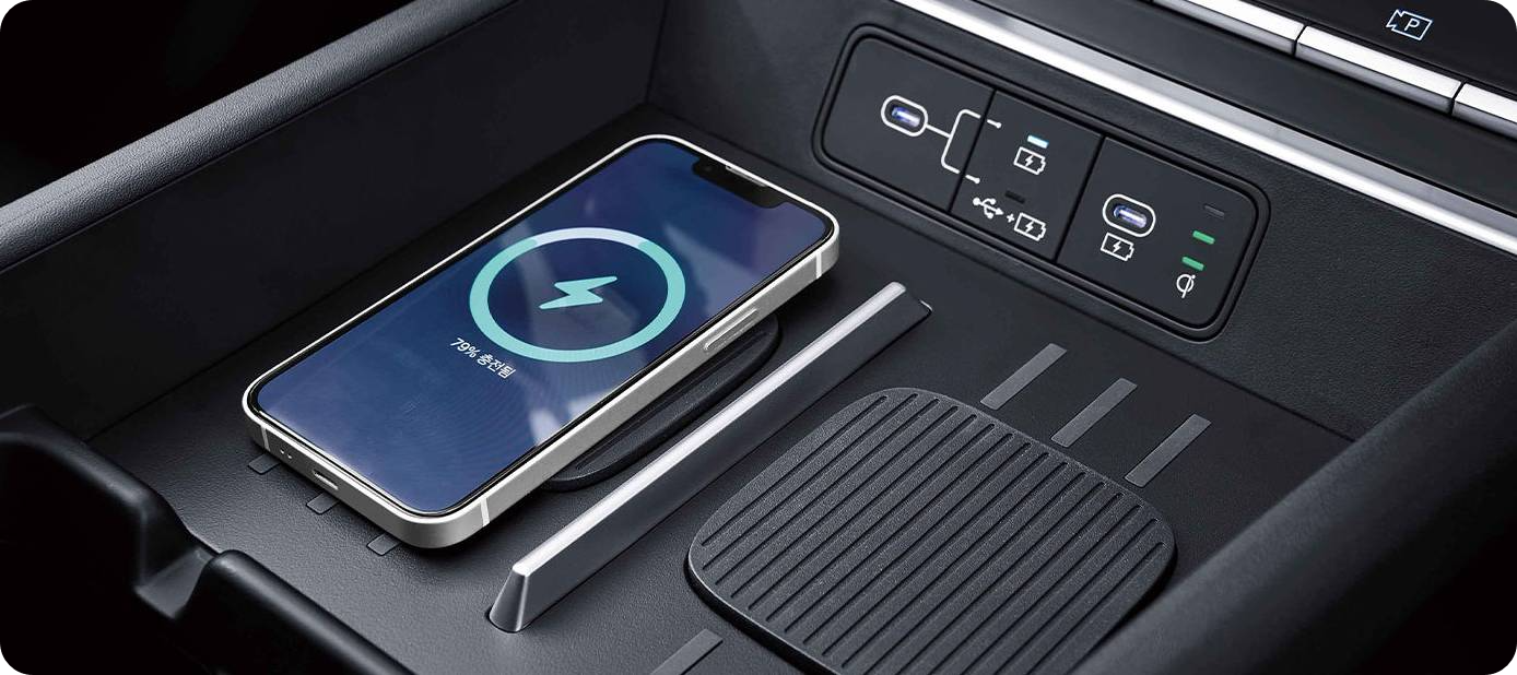 2024 싼타페 하이브리드 무선충전