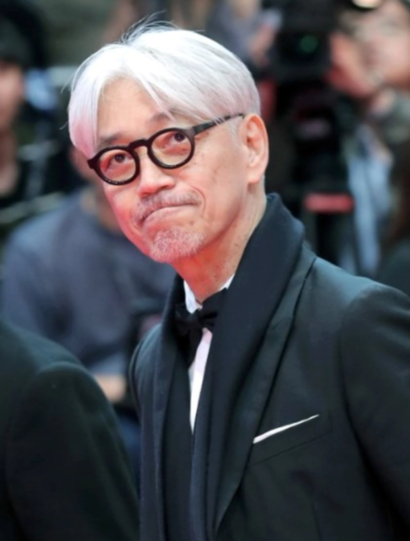 사카모토 류이치 별세