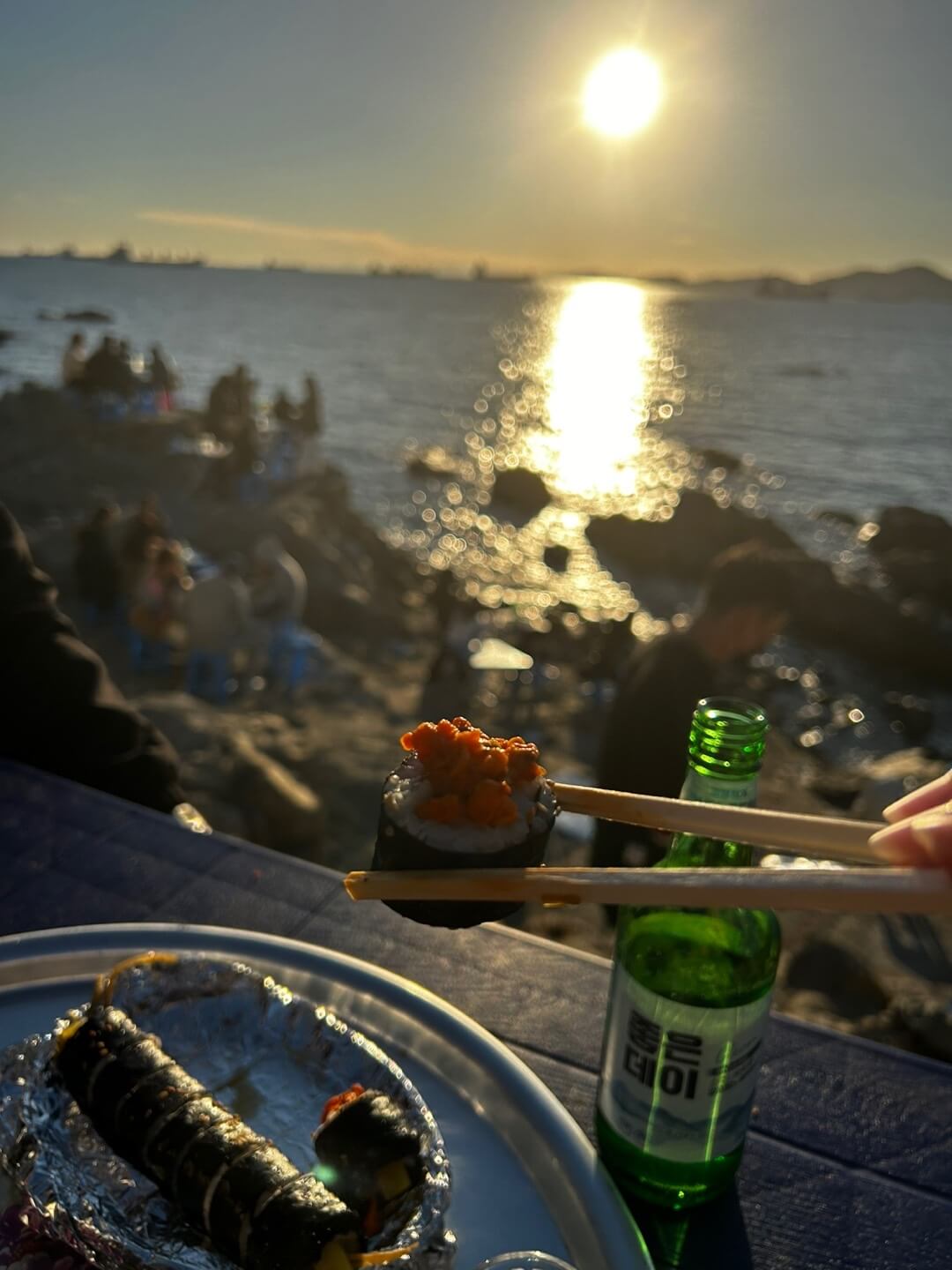 성게알 올린 김밥 사진