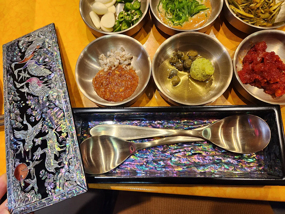 대구-중구-소막창-대창-맛집-몽실집-자개-수저통