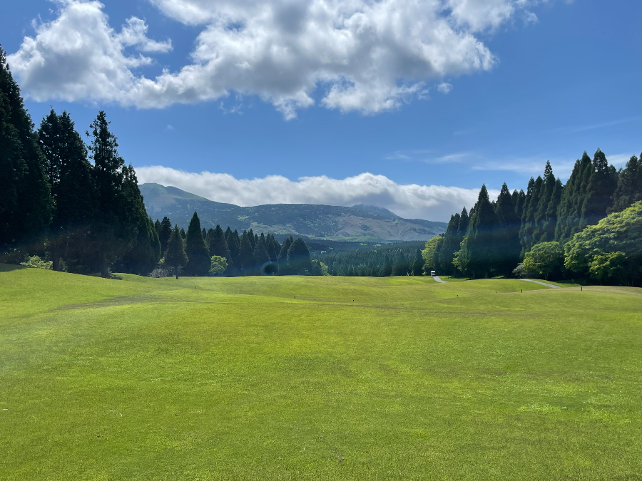 아츠마루 아소 아카미즈 골프장 홀