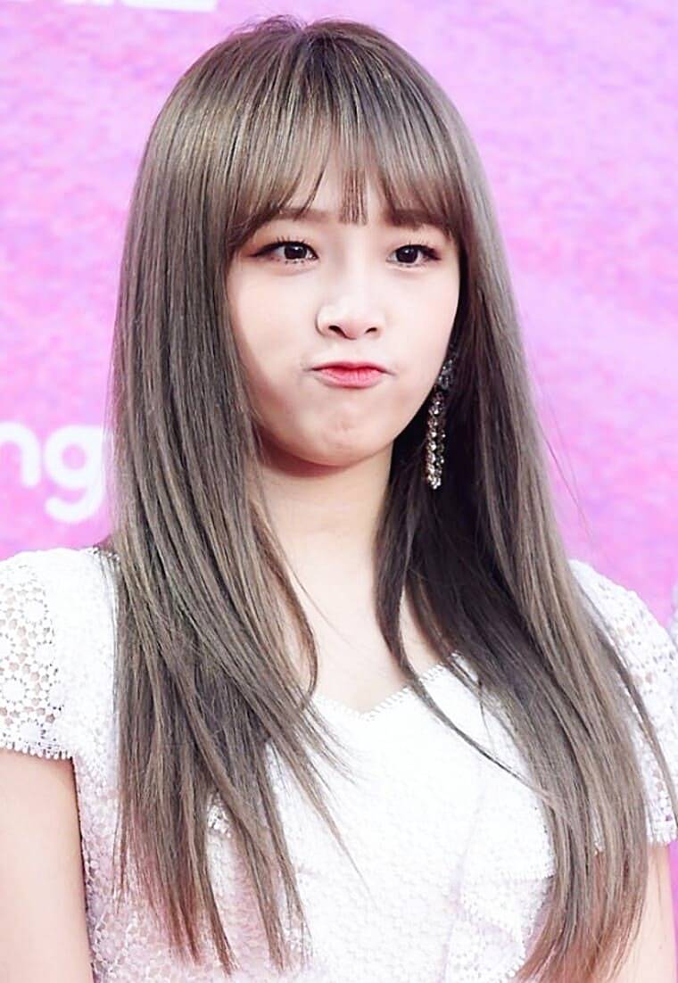 가수-최예나