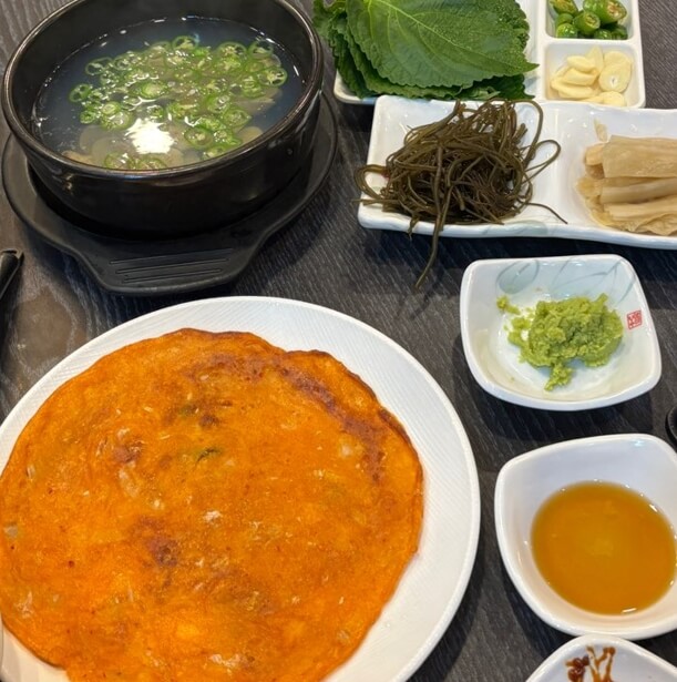 동탄-대박수산-스끼다시-김치전&amp;#44;조개탕