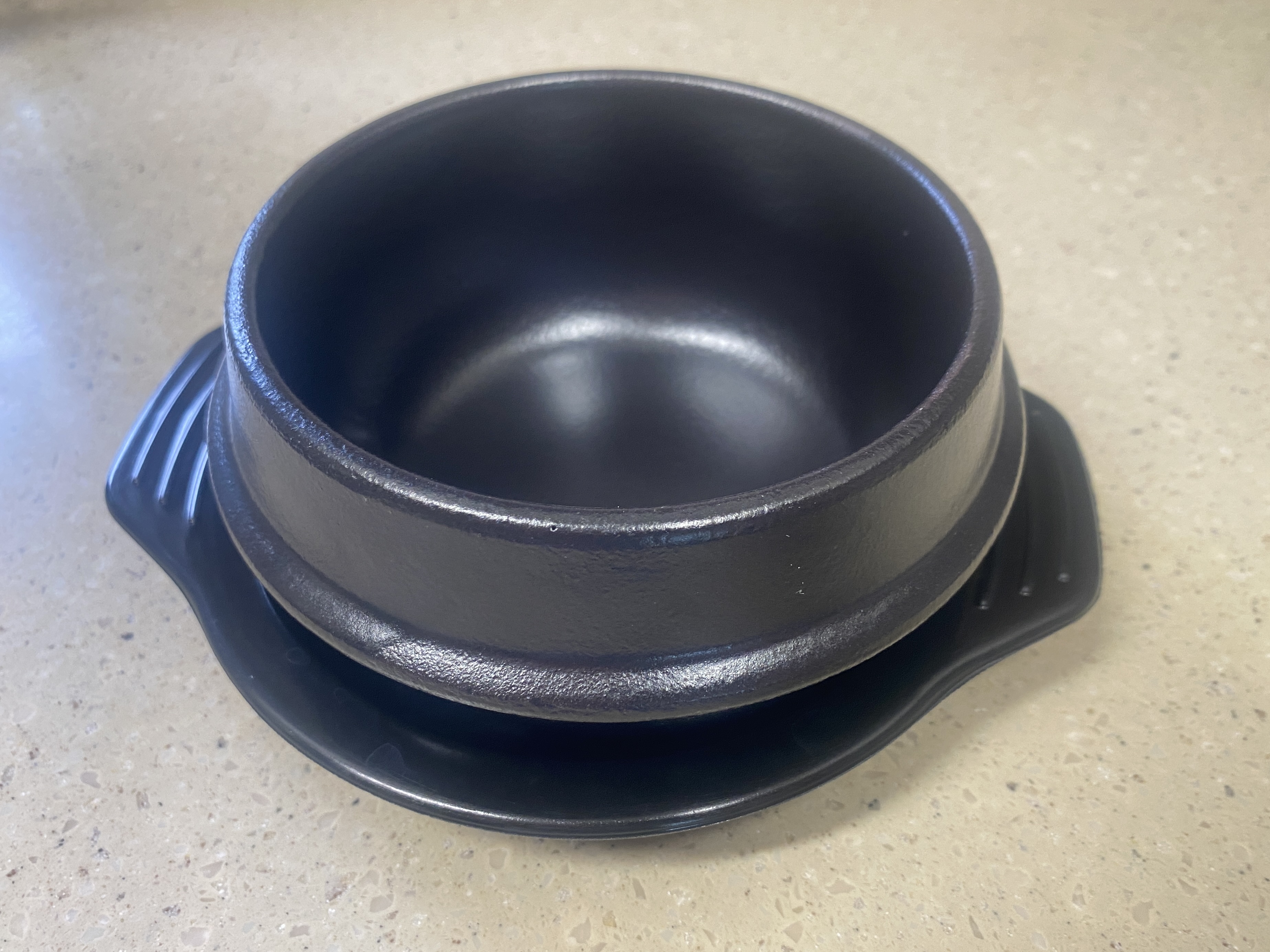 새 뚝배기 사용 전 세척과 설거지 방법