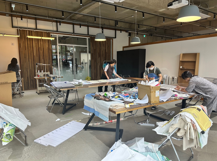 (주)공공디자인이즘 사옥 내 1층 작업장 첫번째 이미지