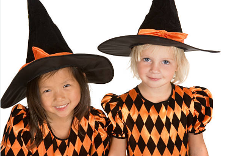 모방은 단순한 따라 하기가 아니라, 자신을 타인과 연결하고 싶은 신호