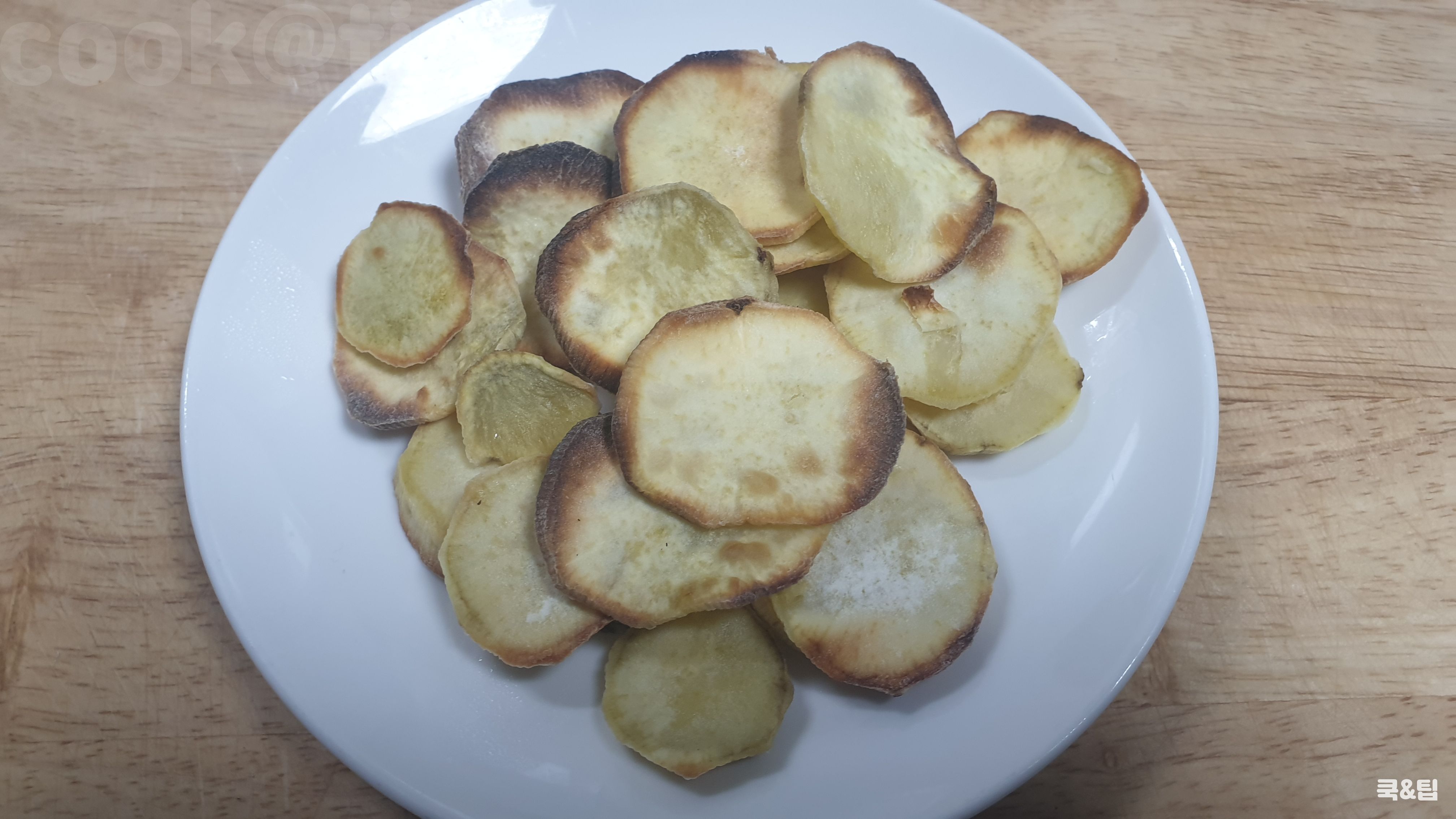 에어프라이어 활용 100%: 촉촉한 고구마칩 만드는법