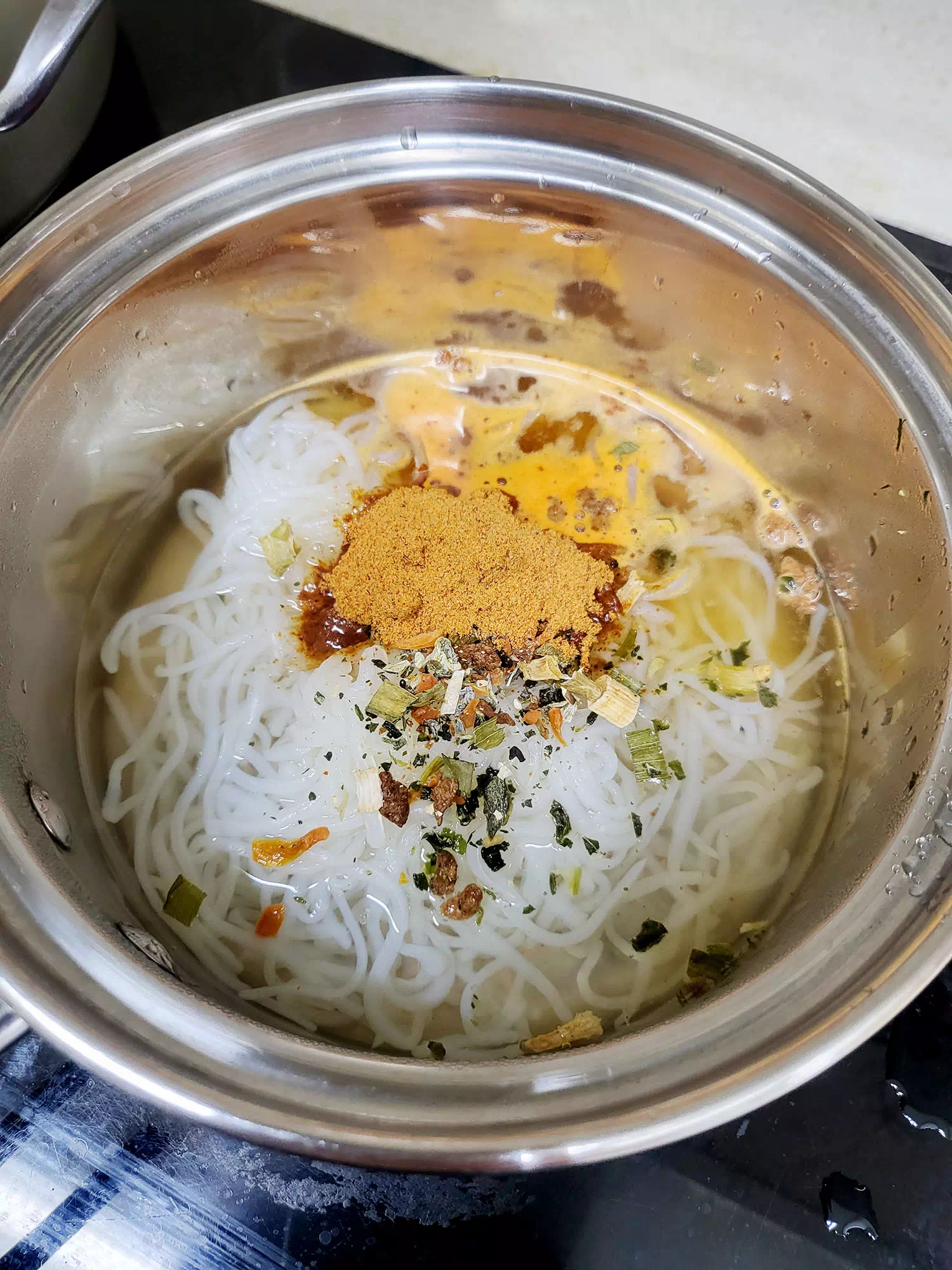 스프와 건더기 투하