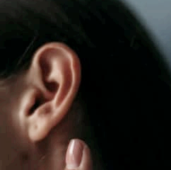 귀에서 삐소리가 나는 이유