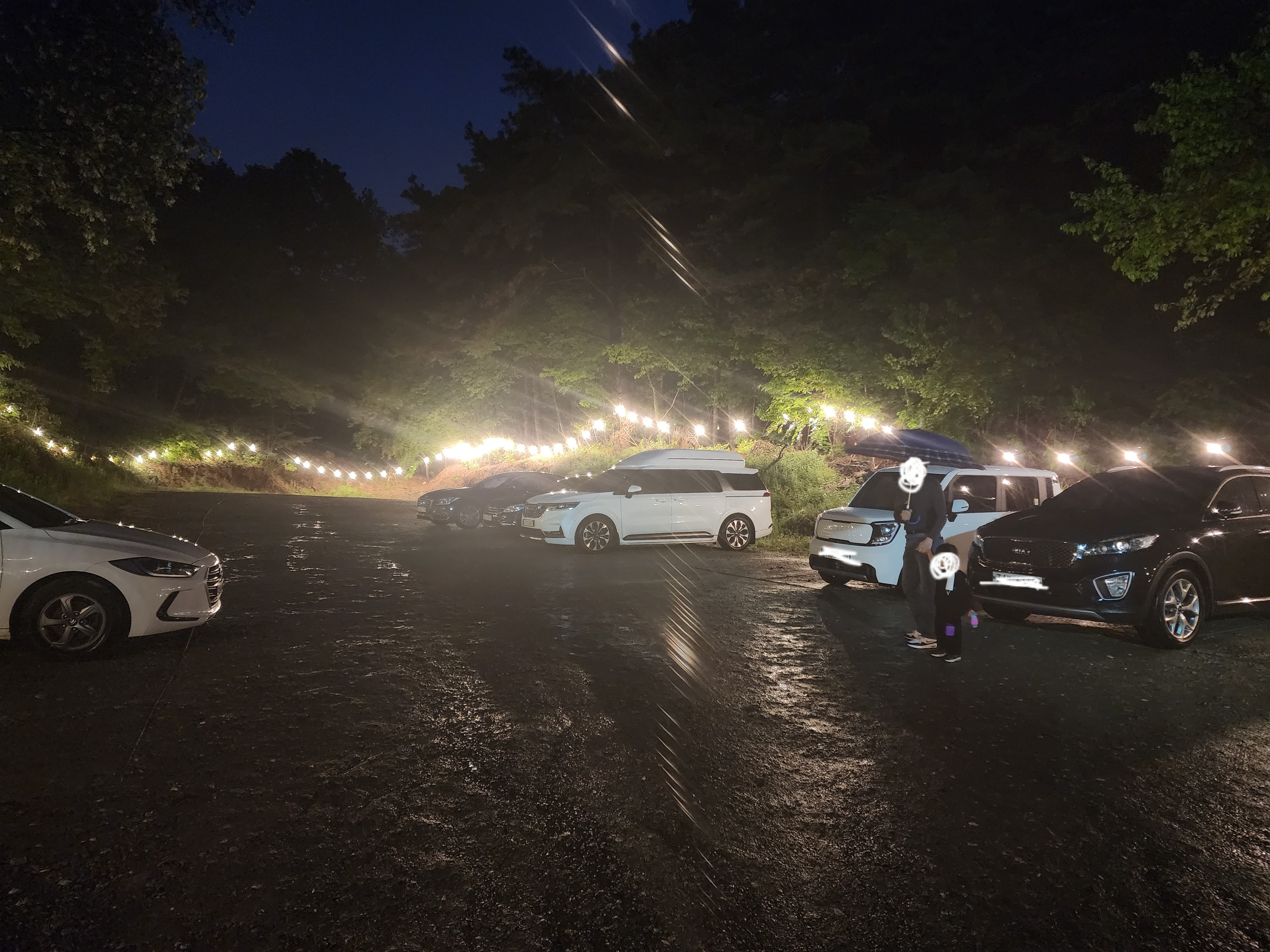 이와 카페 주차장