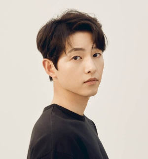 송중기