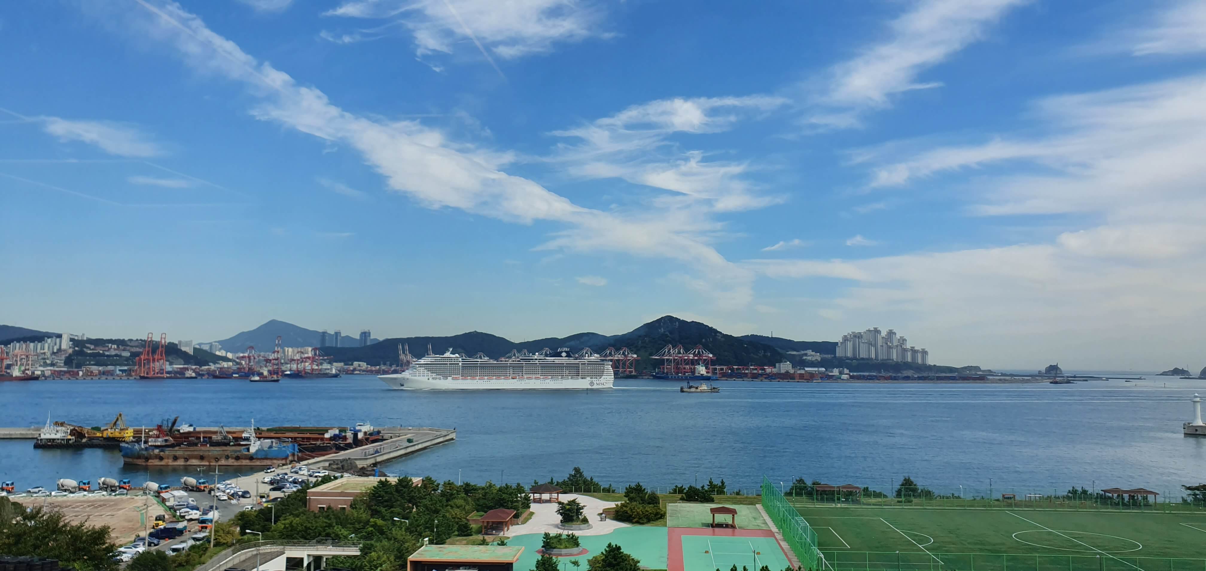 기장 장안읍(일광해수욕장) 까페 웨이브온-영도의 어느 까페에서의 풍경