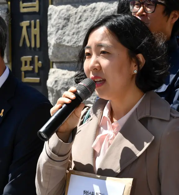 김선휴