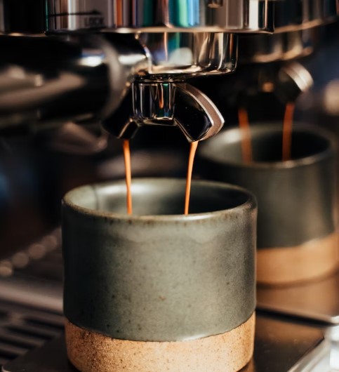 커피머신-추출-사진