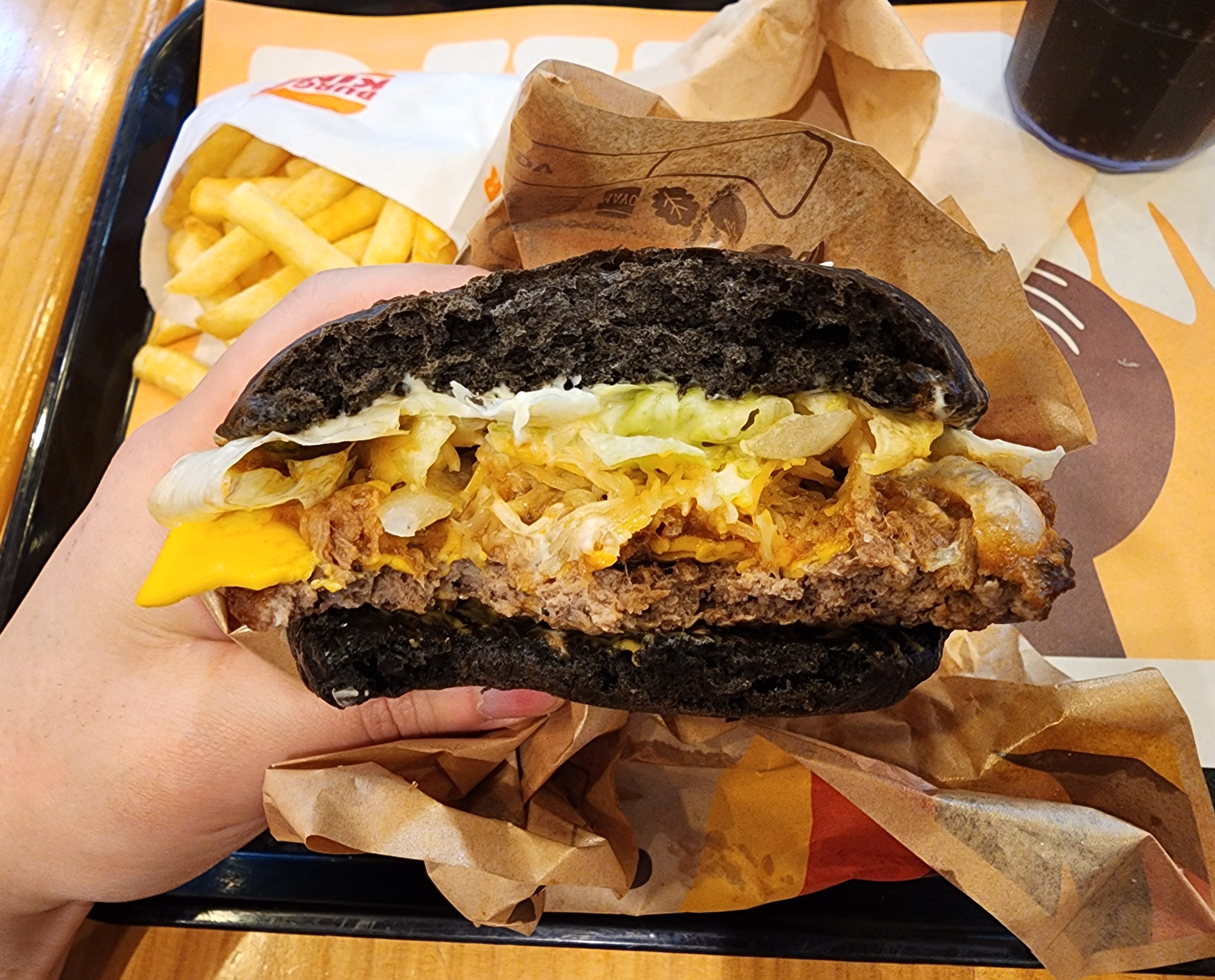 버거킹_콰트로치즈풀드비프와퍼