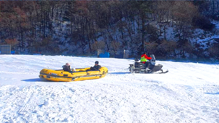 파주 눈내리는 초리골 눈썰매장