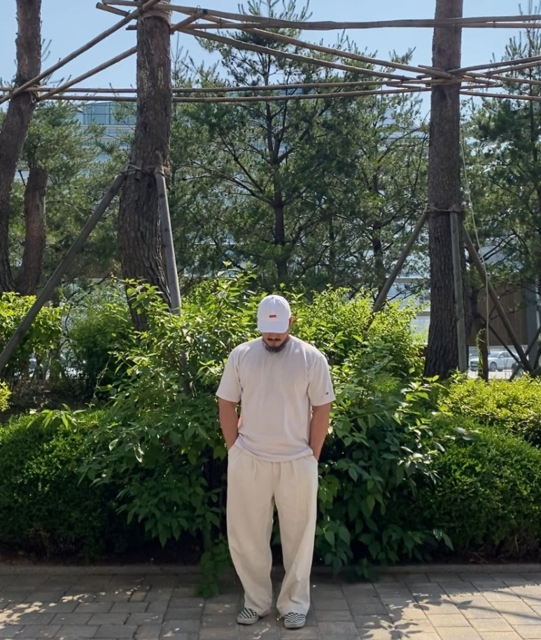 데일리룩(2025. 6. 23.)빈티지 구제 마블(marvel) 볼캡 모자 캠프캡, 어커버 오버핏 오버사이즈 티셔츠 반팔, 무신사스탠다드 무신사 데님와이드 벌룬팬츠, 반스 체커보드